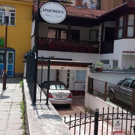 Aladin And Arabella Apartment